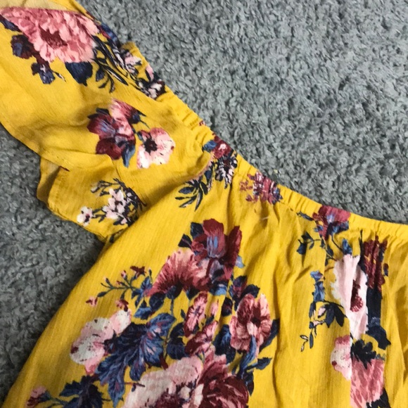Yellow flower dress - Picture 2 of 2